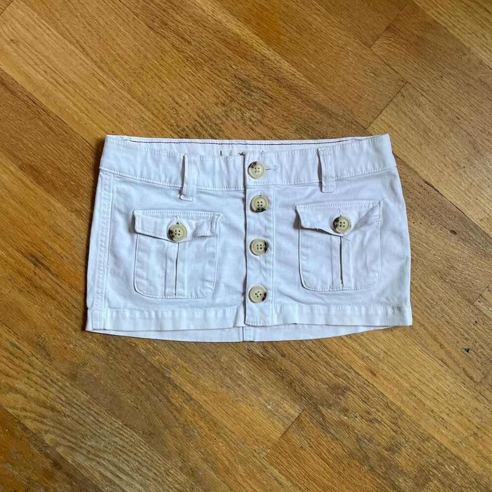 Vintage Y2K Hollister White Mini Skirt